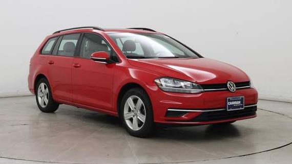 VOLKSWAGEN GOLF SPORTWAGEN 2018 3VWD17AU2JM766381 image